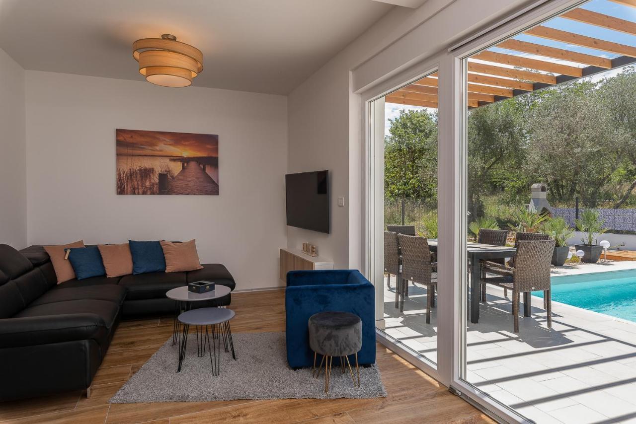 Villa Relax Home Sun Umag Buitenkant foto