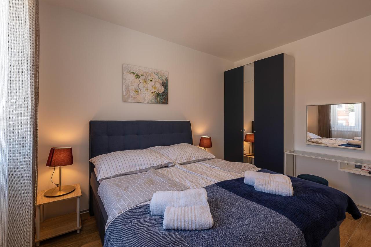 Villa Relax Home Sun Umag Buitenkant foto